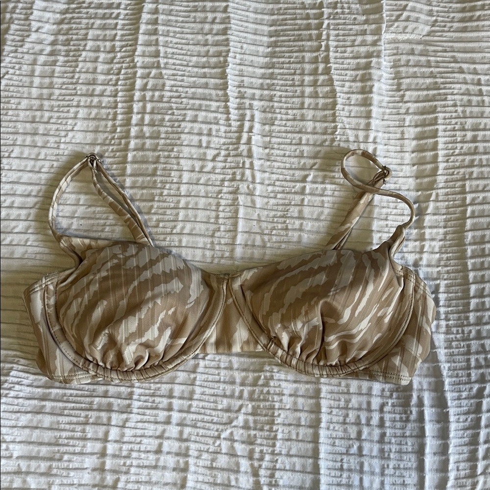 Wild Fable Beige Animal Print Top